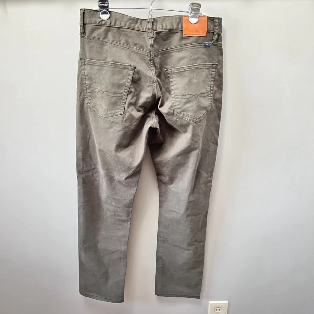 Lucky Brand Men's Athletic Fit Jean Pants- Size‎ 32x32